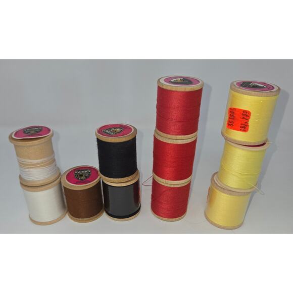 Vintage Wood Thread Spool Lot of 56 with 2 Plastic Cases Cotton Polyester - Picture 15 of 16
